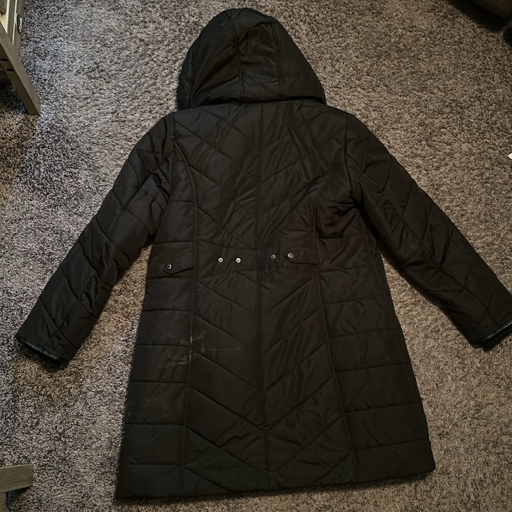 St. John’s Bay Woman’s Winter Coat - Picture 2 of 2